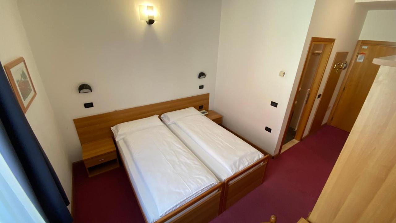 Hotel Alberello Рива-дель-Гарда Екстер'єр фото