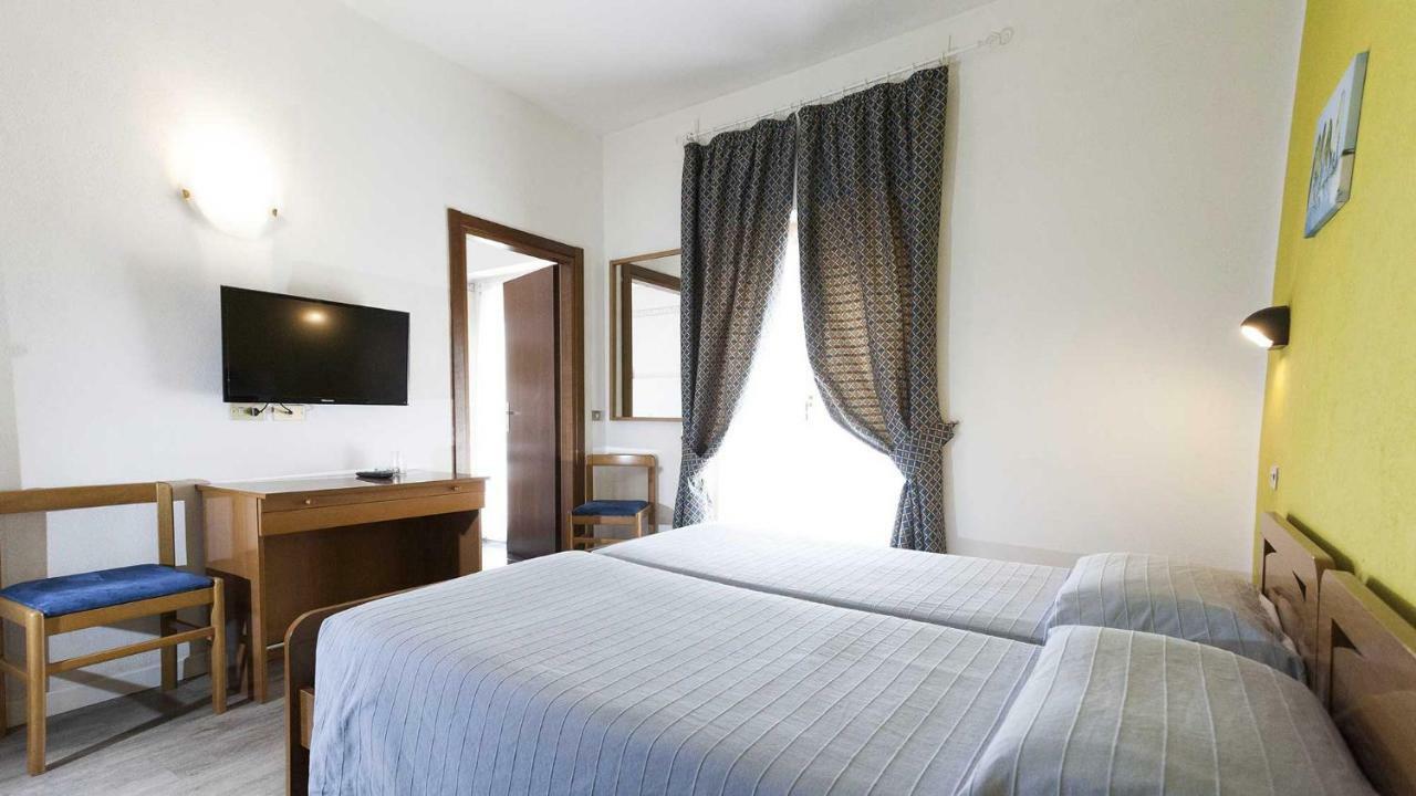 Hotel Alberello Рива-дель-Гарда Екстер'єр фото