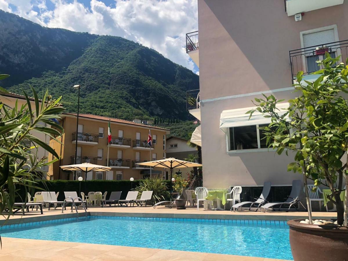 Hotel Alberello Рива-дель-Гарда Екстер'єр фото