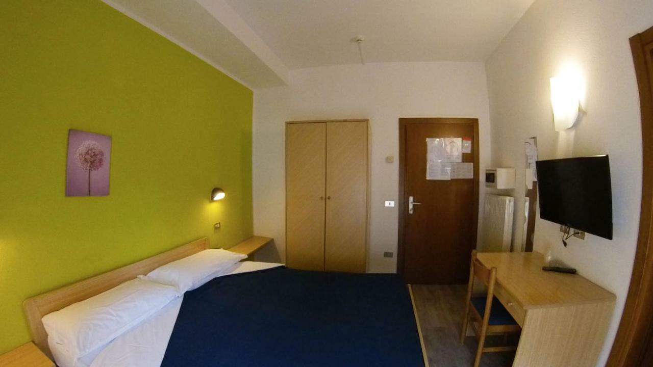 Hotel Alberello Рива-дель-Гарда Екстер'єр фото