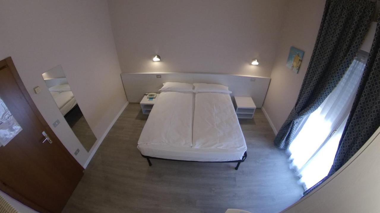 Hotel Alberello Рива-дель-Гарда Екстер'єр фото
