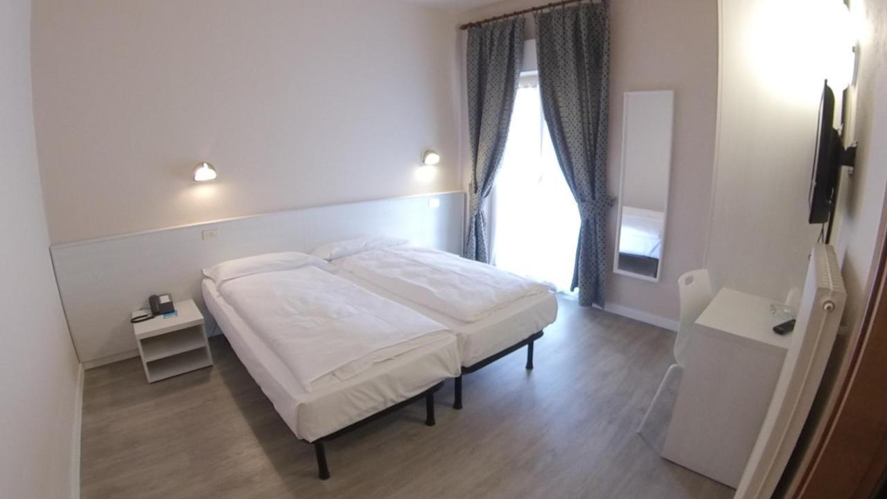 Hotel Alberello Рива-дель-Гарда Екстер'єр фото